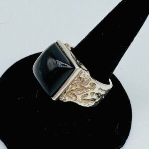 Vintage Sterling Silver Statement Ring Black Cabochon or Onyx Israel 925 Size 7
